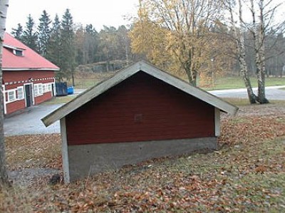 tumba hus 57.01.jpg